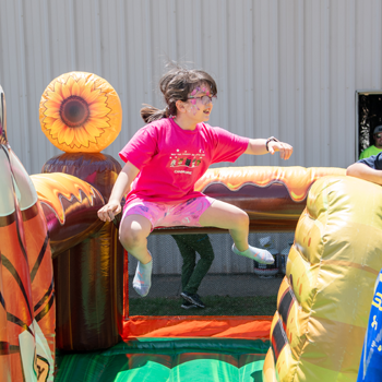 children attending water wonders events