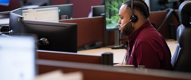 When to call the 911 center