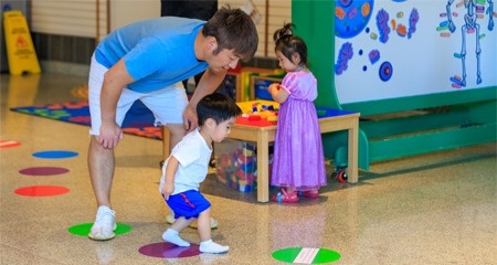 STEAM Family Fun<br>Free, Ages 2 – 5<br>Tuesdays & Thursdays<br>9:00am – 3:00pm<br>OneStop Centerville