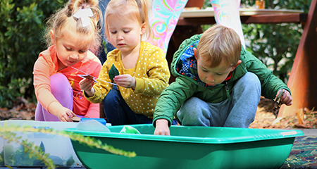 Toddler Treks<br>Tuesdays<br>10:00am or 10:30am<br>Ages 18 months – 3 years