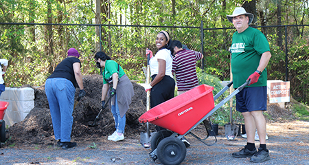 Register for a<br>Gwinnett Great Days<br>of Service project!